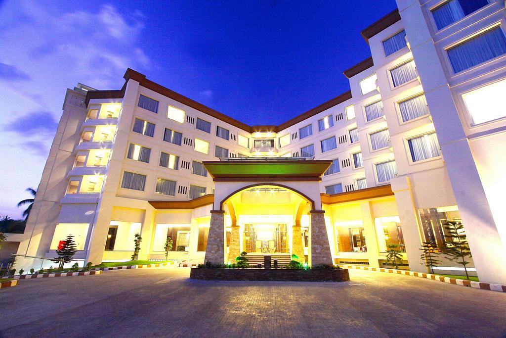 Zurich Hotel Balikpapan Balikpapan  Luaran gambar